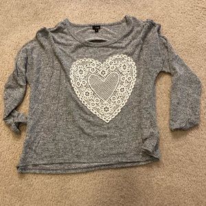🖤 Large Heart Sweater